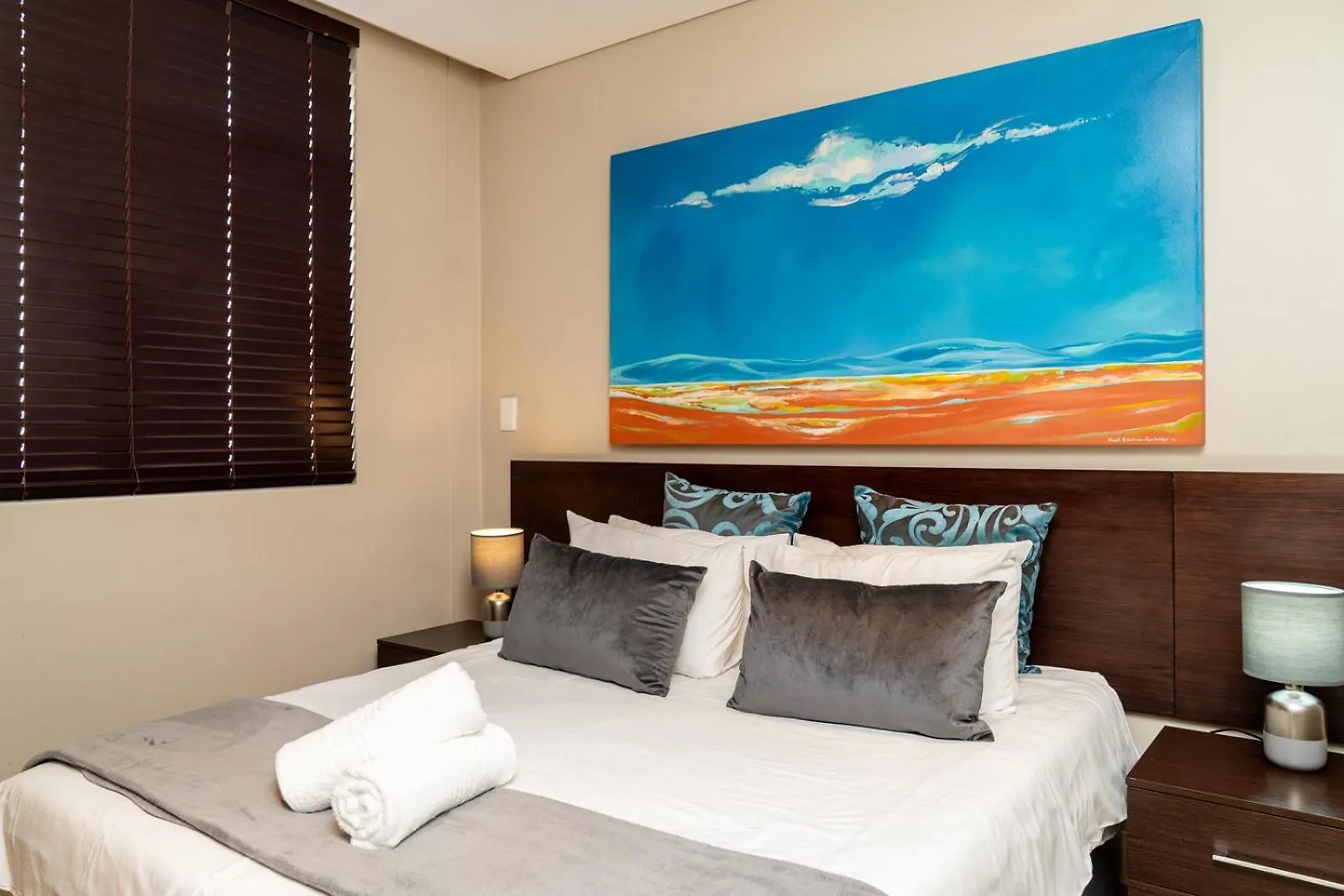 Eden On The Bay Luxury Apartments 183, 262, Blouberg, Cape Town Bloubergstrand