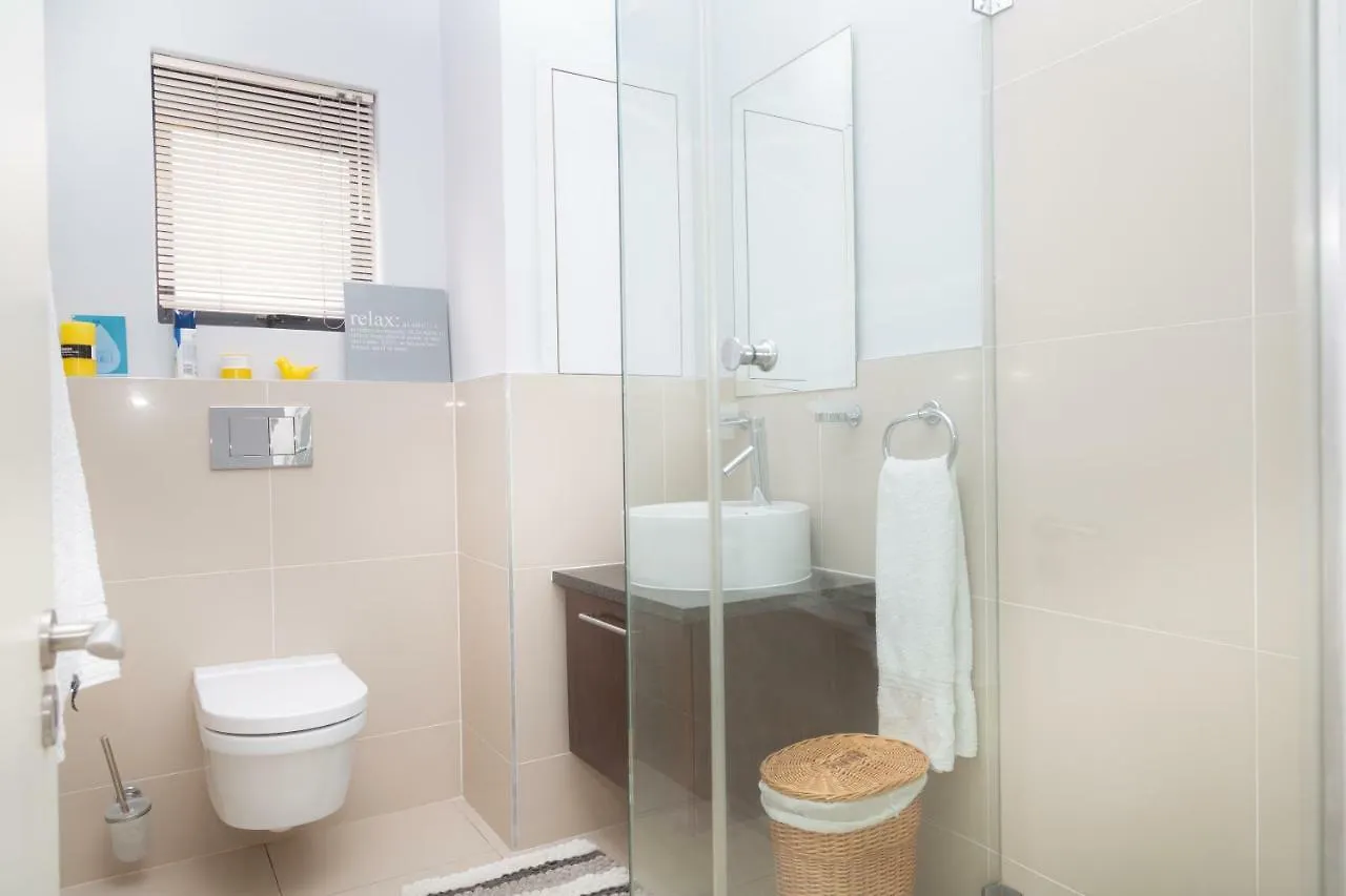Eden On The Bay Luxury Apartments 183, 262, Blouberg, Cape Town Bloubergstrand 0*,